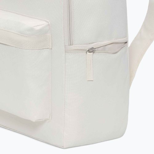 Раница Nike Heritage 25 l light orewood brn/summit white