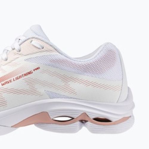 Дамски волейболни обувки Mizuno Wave Lightning Pro white/rose elegance/lava falls