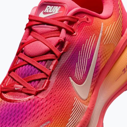 Дамски обувки за бягане Nike Vomero 18 SE ember glow/sweet beet/marrakesh/washed coral