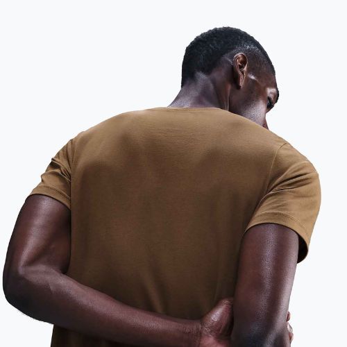 Мъжка тениска Nike Sportswear Club mosswood brown