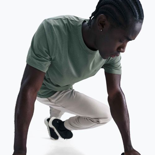 Мъжка тениска Nike Dri-Fit UV Hyverse clay green/clay green