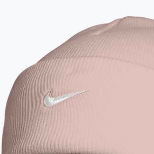 Зимна шапка Nike Peak Swoosh Beanie slit red/white