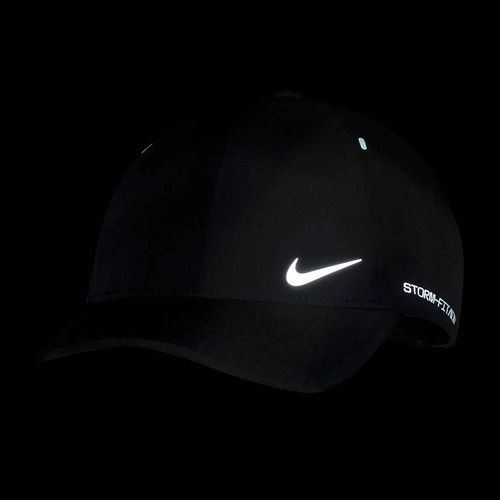 Шапка с козирка Nike Storm-Fit ADV Club black