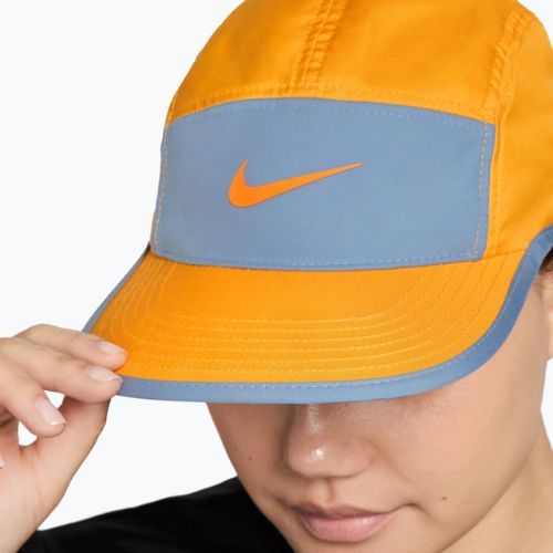 Шапка с козирка Nike Dri-Fit Fly sundial/work blue/bright ceramic