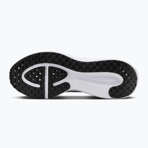 Мъжки обувки за бягане Nike Revolution 8 black/black/white