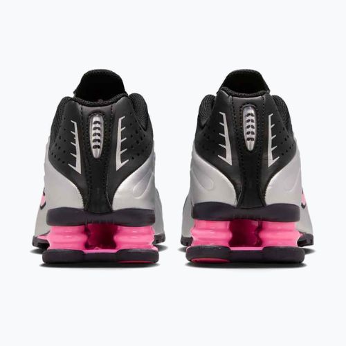 Обувки Nike Shox R4 black/pinksicle/metallic silver