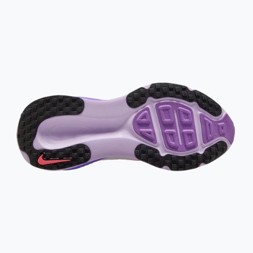 Дамски обувки за бягане Nike Vomero 18 white/violet mist/sapphire/hot lava