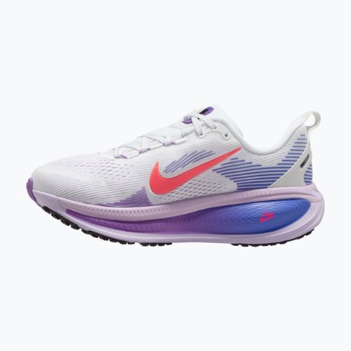 Дамски обувки за бягане Nike Vomero 18 white/violet mist/sapphire/hot lava