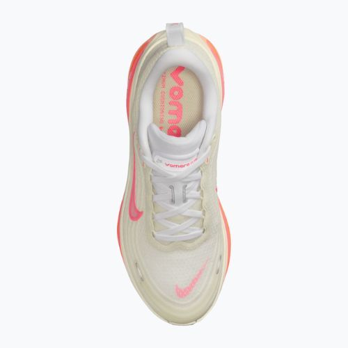 Дамски обувки за бягане Nike Vomero Plus sail/white/orange pulse/hot lava