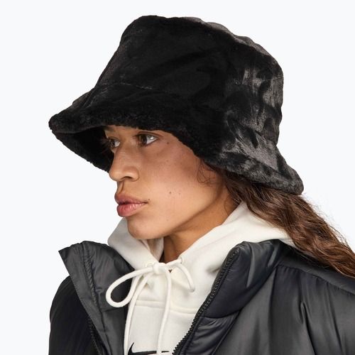 Шапка с периферия Nike Apex Faux Fur black