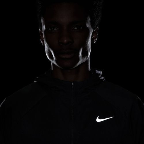 Мъжко яке за бягане Nike Stride Repel UV black/black