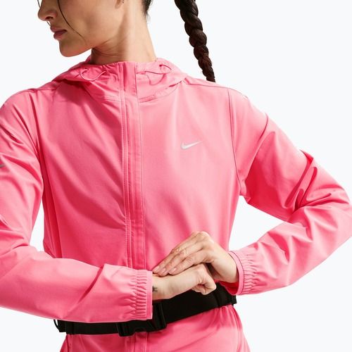Дамско яке за бягане Nike Swift Repel Packable sea coral