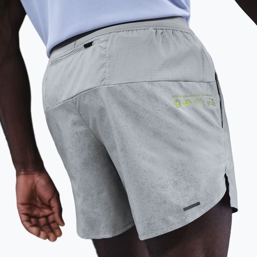 Мъжки шорти за бягане Nike Stride Brief-Lined 5“ light smoke grey