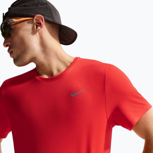 Mъжка тениска за бягане Nike Miler Dri-Fit UV light crimson