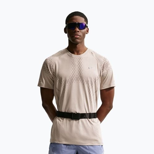 Мъжка тениска за бягане Nike Stride Dri-Fit ADV cream li/mink brown