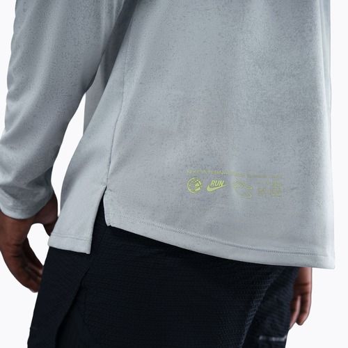 Мъжка блуза с дълъг ръкав за бягане Nike Stride Dri-Fit ADV light smoke grey