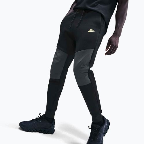 Мъжки панталони Nike Tech Joggers black/dark smoke grey/metallic gold
