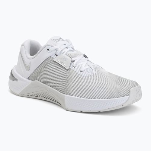 Дамски тренировъчни обувки Nike Metcon 10 white/platinum tint/metallic silver