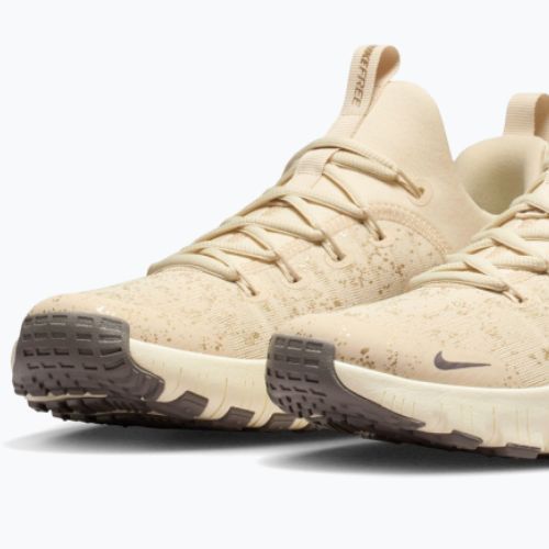 Дамски обувки за тренировка Nike Flex Train SE light khaki/coconut milk/cave stone