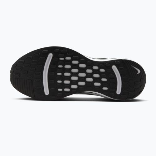 Дамски обувки за бягане Nike Journey Run black/white