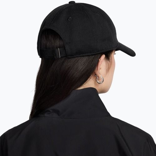 Шапка с козирка Nike Club Unstructured black/sail