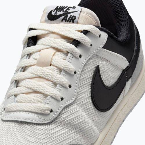 Дамски обувки Air Jordan Skyline Low summit white/light smoke grey/sail/black
