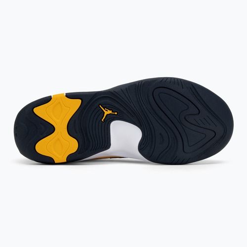 Мъжки обувки Jordan Max Aura 7 white/obsidian/university gold