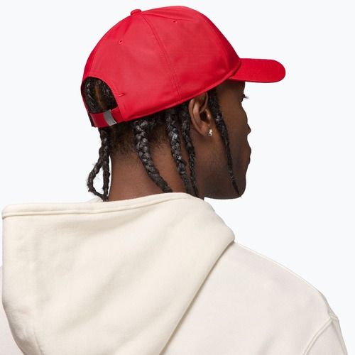 Шапка с козирка Nike Jordan Rise Structured Metal Jumpman gym red/r511