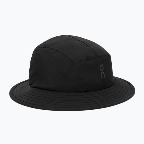 Шапка с периферия On Trail black