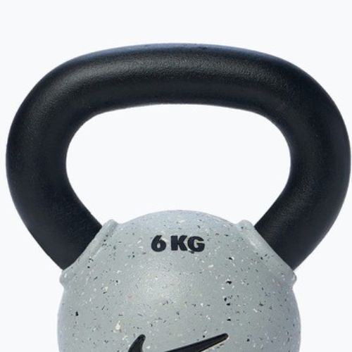 Кетълбел Nike Strength Rubber Coated 6 kg smoke grey
