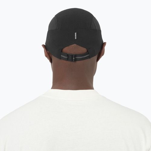 Шапка с козирка Salomon Sense Aero deep black