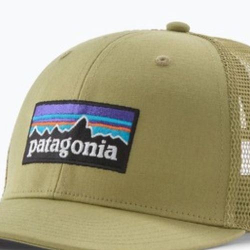 Шапка с козирка Patagonia P-6 Logo Trucker gumtree green