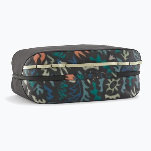 Козметична чанта Patagonia Black Hole Cube kaleido/black