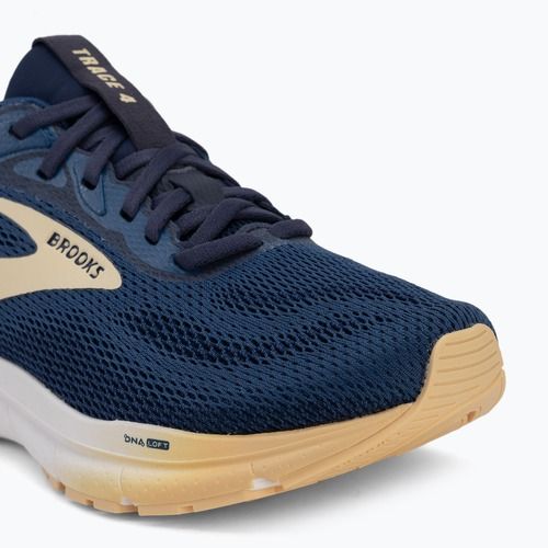 Дамски обувки за бягане Brooks Trace 4 navy/apricot/peacoat