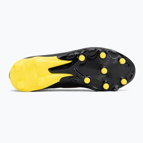 Детски футболни обувки New Balance Tekela Team V5 black 100/punch yellow/fire cracker