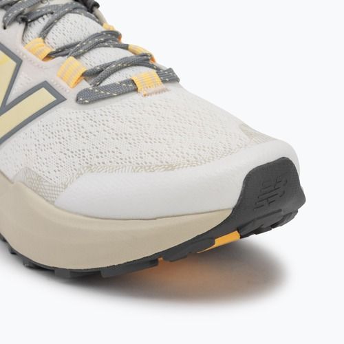 Дамски обувки за бягане New Balance Fresh Foam Garoe V2 sea salt/white peach/timberwolf