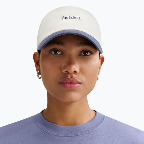 Шапка с козирка Nike Club Unstructured JDI sail/diffused blue/diffused blue