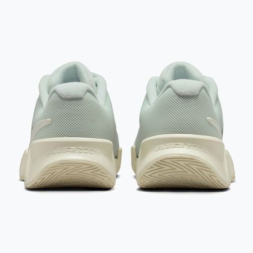 Дамски обувки за тенис Nike GP Challenge Pro steam/barely green/sea glass/white