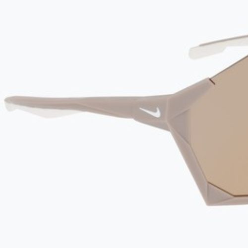 Слънчеви очила Nike Charged Shield matte college grey/gold mirror