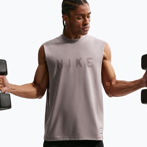 Мъжка тренировъчна тениска Nike Athletic Club Dri-Fit light violet ore/light violet ore