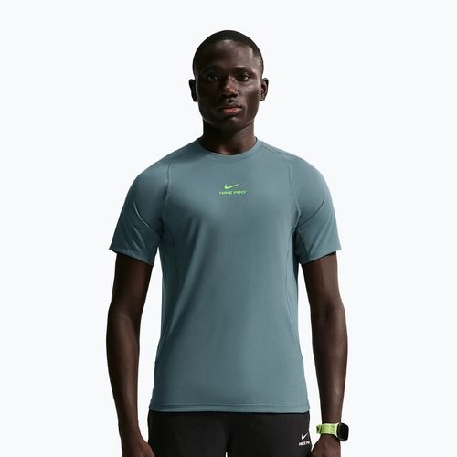 Мъжка тренировъчна тениска Nike Pro Training Dri-Fit mineral slate/green strike