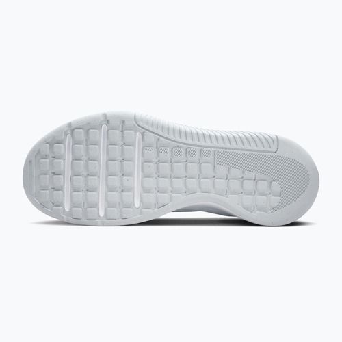 Дамски обувки за тренировка Nike MC Trainer 3 white/photon dust/metallic platinum