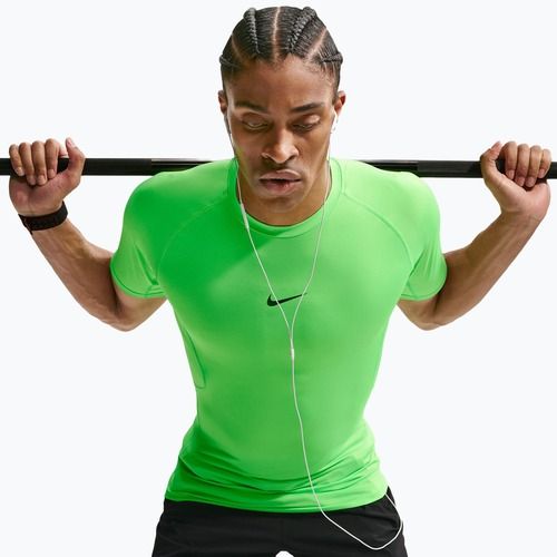 Мъжка тренировъчна тениска Nike Pro Dri-Fit Tight Fitness green strike/black