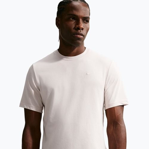 Мъжка тренировъчна тениска Nike Dri-Fit Primary light orewood brown/light orewood brown