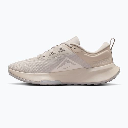 Дамски обувки за бягане Nike Juniper Trail 2 GORE-TEX cream Ii/light orewood brown