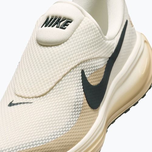 Мъжки обувки за бягане Nike Revolution 8 EasyOn pale ivory/sail/linen/black spruce