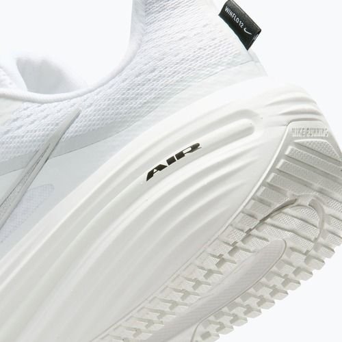 Мъжки обувки за бягане Nike Winflo 12 white/summit white/metallic silver