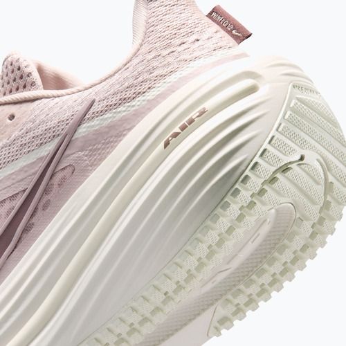 Дамски обувки за бягане Nike Winflo 12 silt red/particle rose/phantom/tattoo