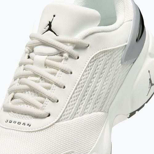 Дамски обувки Jordan Trunner Flow summit white/metallic silver/black