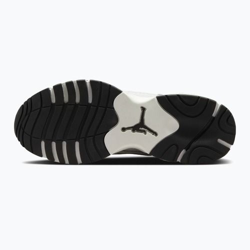 Дамски обувки Jordan Trunner Flow summit white/metallic silver/black